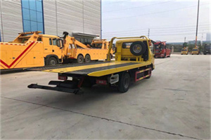 含山非事故拖车